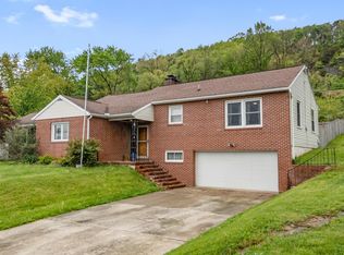514 E Guardlock Dr, Lock Haven, PA 17745