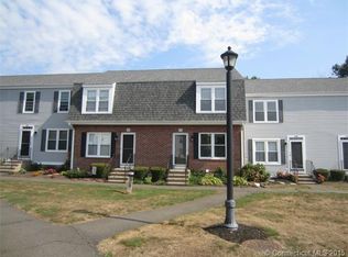 106 Meetinghouse Ln, Wallingford, CT 06492