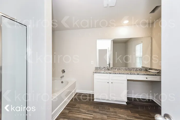 607 Wild Tulip Ct — Photo 10
