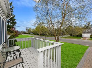 34 Dubois Rd, West Islip, NY 11795