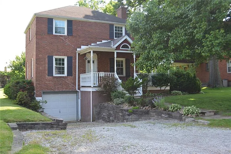 2075 Spring Valley Rd photo 1