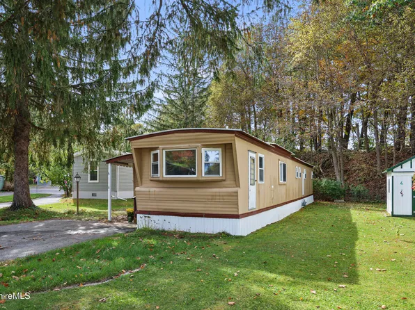 6 Apache Dr, North Adams, MA 01247