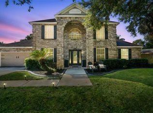 303 Remington Dr, Oviedo, FL 32765