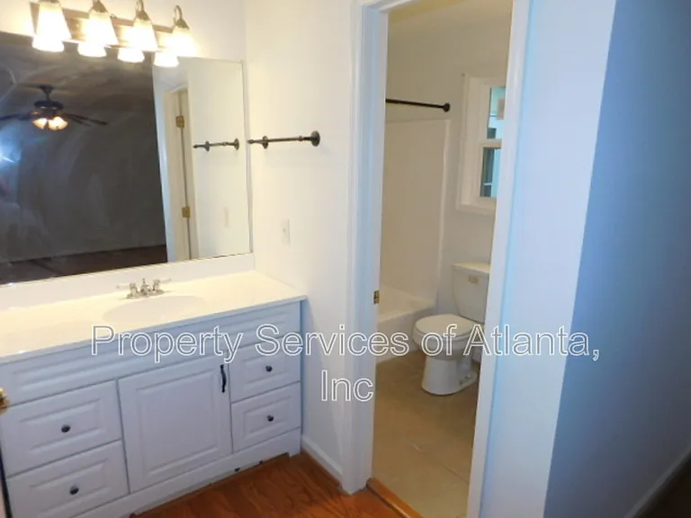 1710 Pine Rd — Photo 21