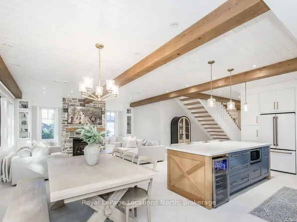545 Oxbow Park Dr, Wasaga Beach, ON L9Z 2T9
