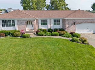 2655 Kenneth Ct, Niagara Falls, NY 14304