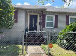 3221 Luna St, New Orleans, LA 70114