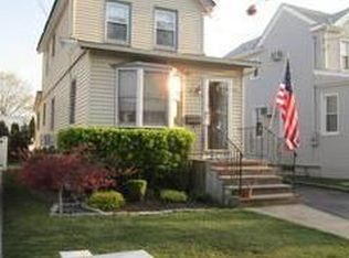 3 Davis St, East Rockaway, NY