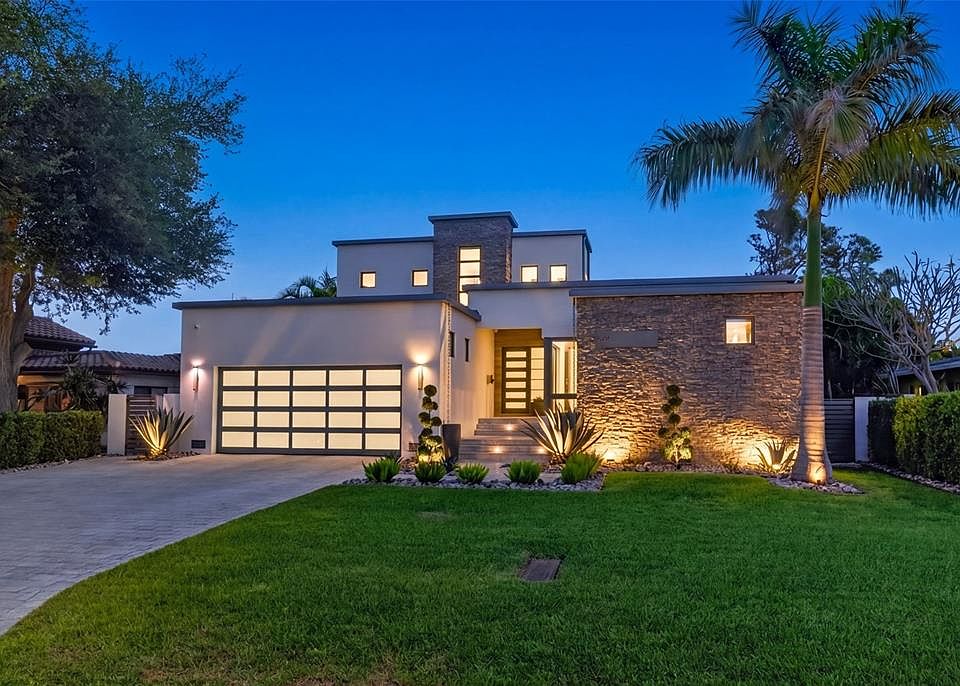1st image of 874 PLACIDO WAY NE