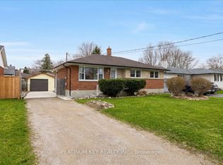 196 McKellar St, Strathroy Caradoc, ON N7G2Y4