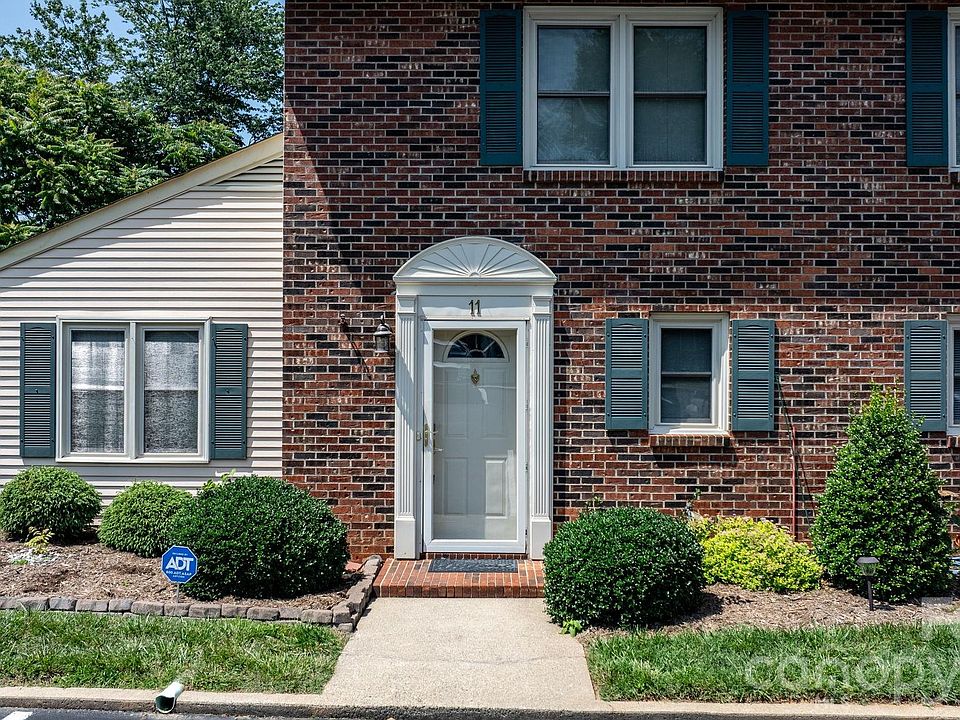 1st image of 1330 5th St NE APT 11