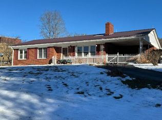 149 Waterford Rd, Woodlawn, VA 24381