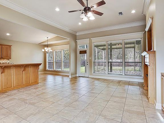 2nd image of 11345 Peaks Ave