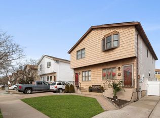 373 Stobe Ave, Staten Island, NY 10306