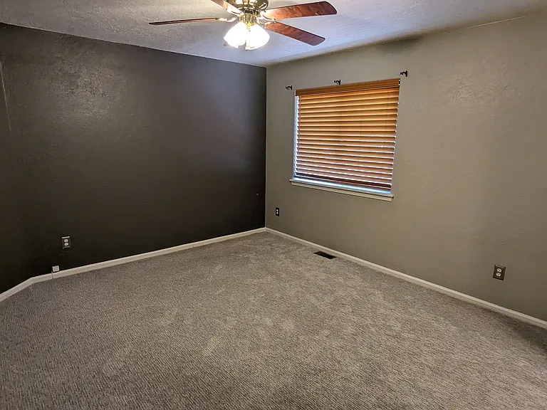 708 S Junction Ave — Photo 15