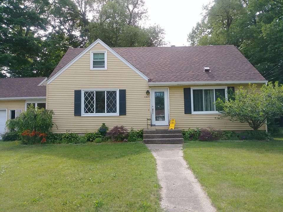 1st image of 4469 Marshall Ave SE