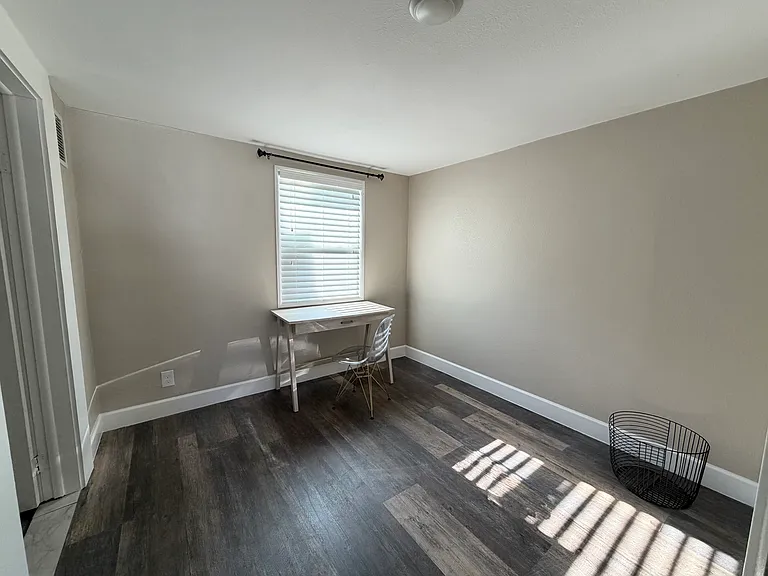 734 New York St #734 — Photo 23