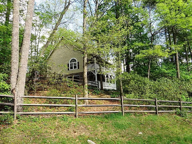 3 bed, 2.5 bath, 1900 sqft, $2,750 — Photo 3