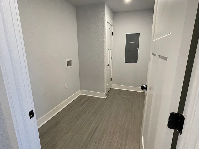 218 S Mock St #3 — Photo 6