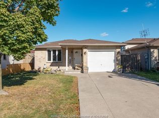 1624 Kamloops St, Windsor, ON N8W 5V1