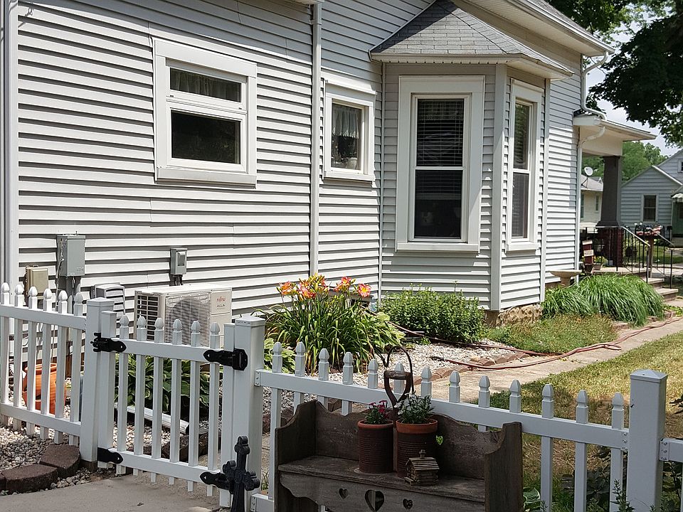 1st image of 355 N Walnut St