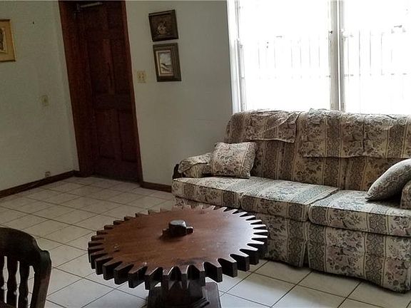 5th image of 2108 W Sligh Ave