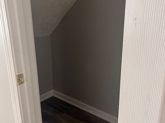 5th image of 65 Princeton Glen Ct