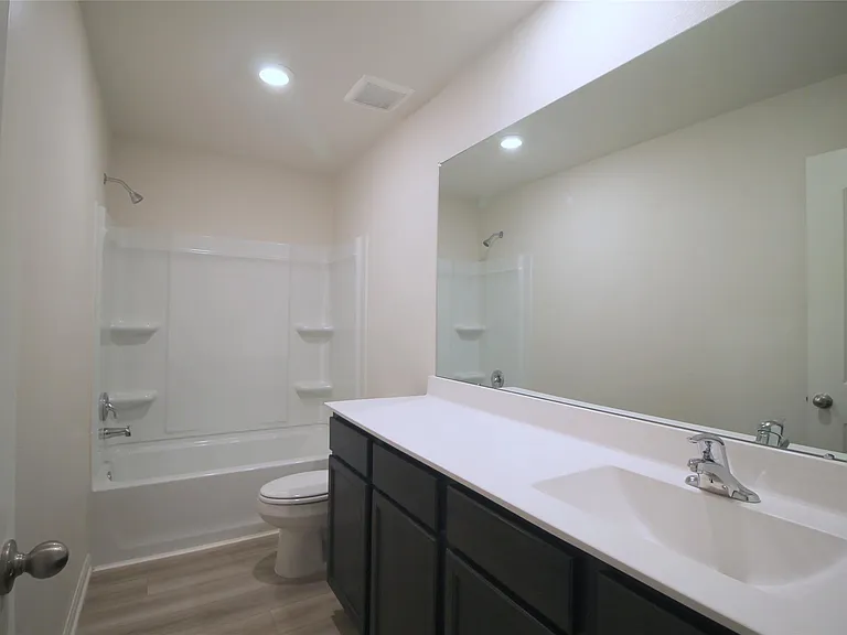 8031 Vacek Meadows Loop — Photo 22