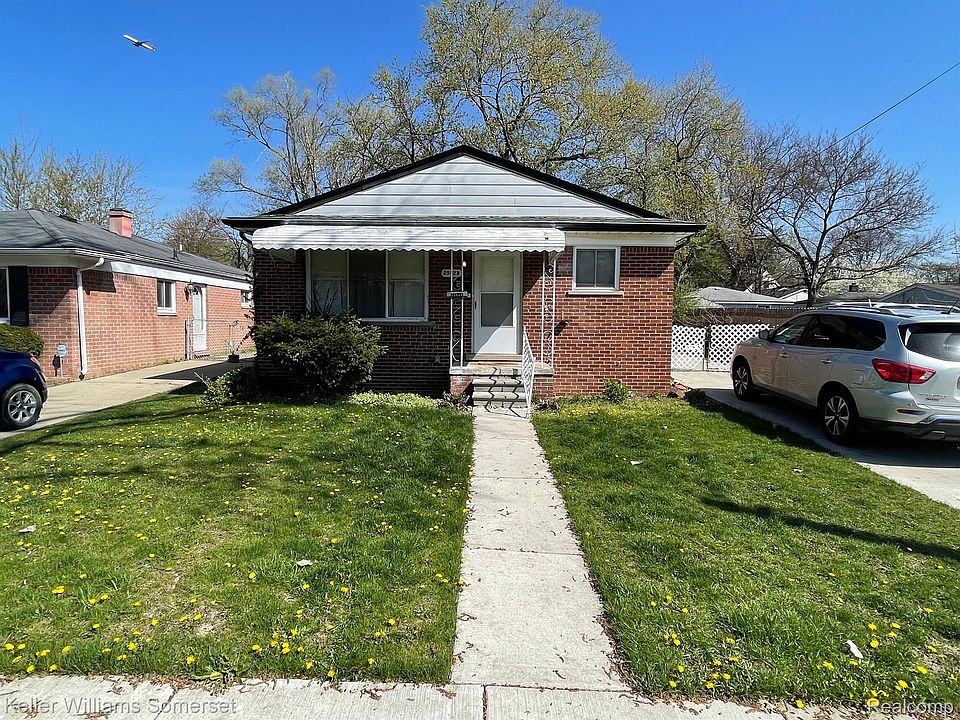 1st image of 25428 Amherst St