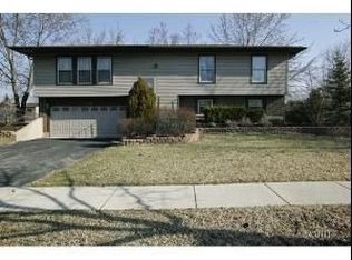 478 Galahad Rd, Bolingbrook, IL 60440