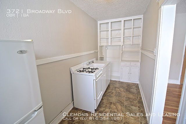 1st image of 3721 Broadway Blvd
