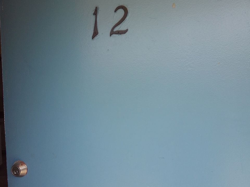 1st image of 535 Greenbrier Dr APT 12