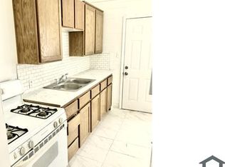 2124 Houston Dr #B, Las Vegas, NV 89104