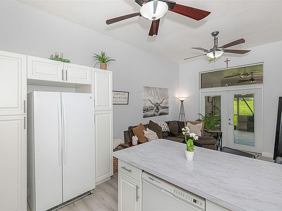 3rd image of 2351 SW 81st Avenue #104