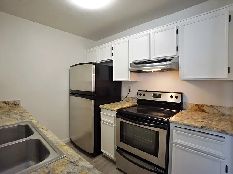 6191 Rancho Mission Rd #201 — Photo 4