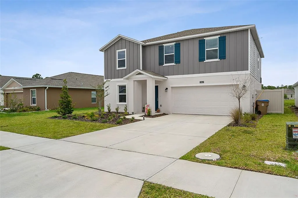 5 bed, 3.0 bath, 2451 sqft, $2,500 — Photo 1