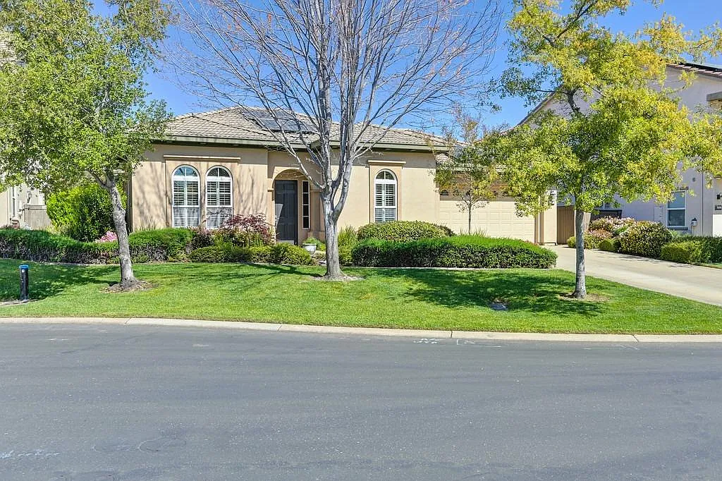 705 Stanfel Pl photo 1