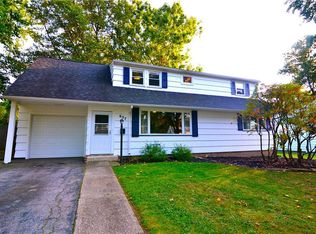 627 Rumson Rd, Rochester, NY 14616