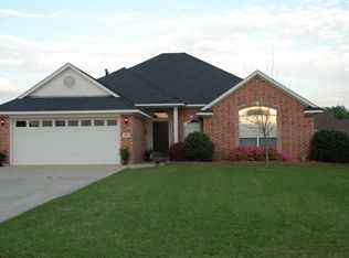 2504 Cole Cir, Bossier City, LA 71111