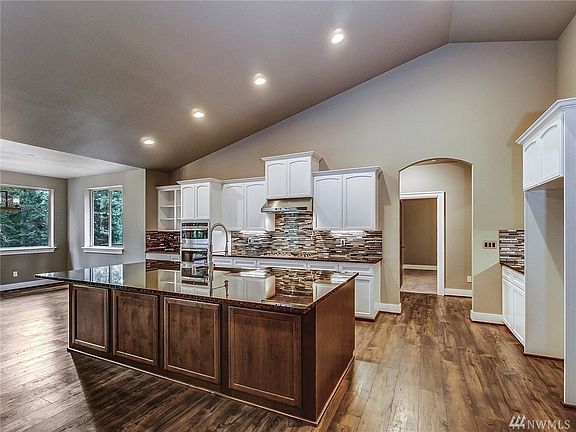 3rd image of 13204 219th Av Ct E