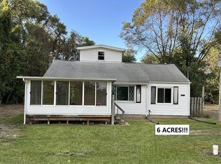 10201 Harrison Rd, Osceola, IN 46561