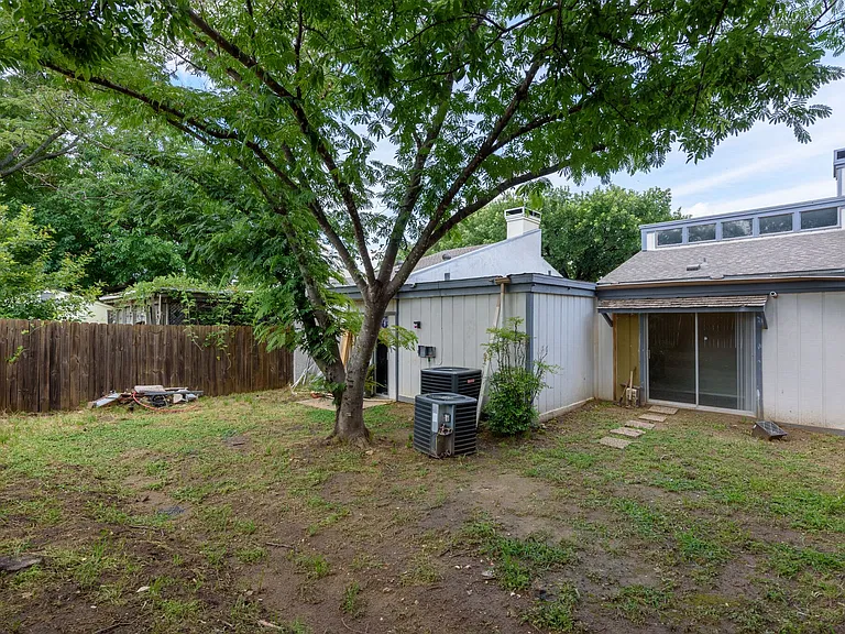 2709 N Bell Ave #3 — Photo 17