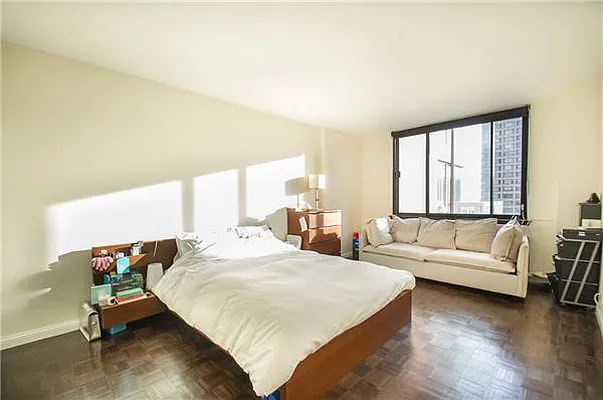 Rented by Michel Madie Real Estate Services | media 18