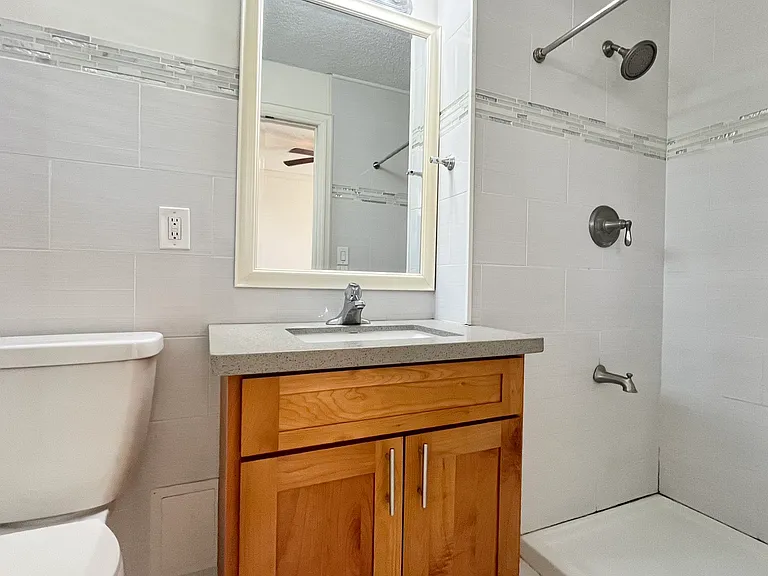 427 Pau St #303 — Photo 7