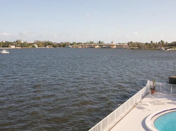 301 Croton Ave, Lantana, FL