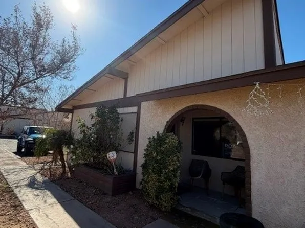 5701 Smoke Ranch Rd Unit D, Las Vegas, NV 89108