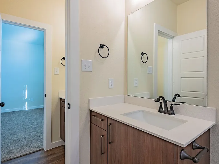 713 Wheatfield Dr — Photo 13