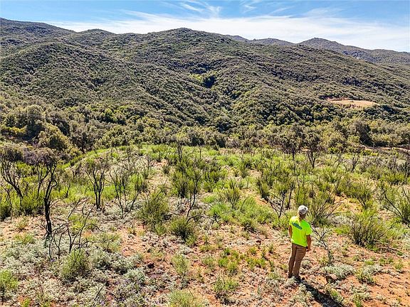 2nd image of 1 Decker Canyon Rd