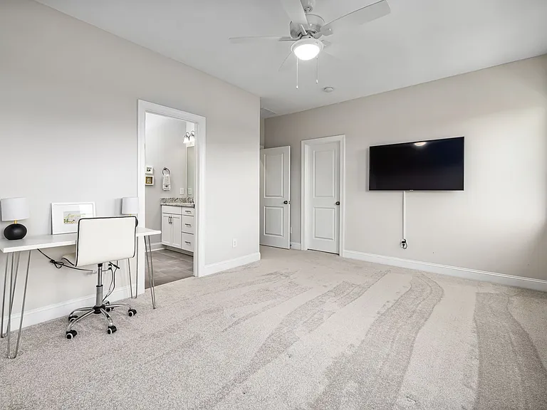 810 Emerald Mine Dr — Photo 29