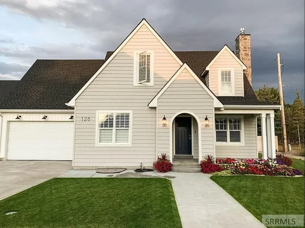 128 Charles Pl, Rexburg, ID 83440